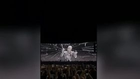 VIDEO Spectacol inedit de lumini și culoare la Piramidele din Egipt. Acesta a atras toate privirile